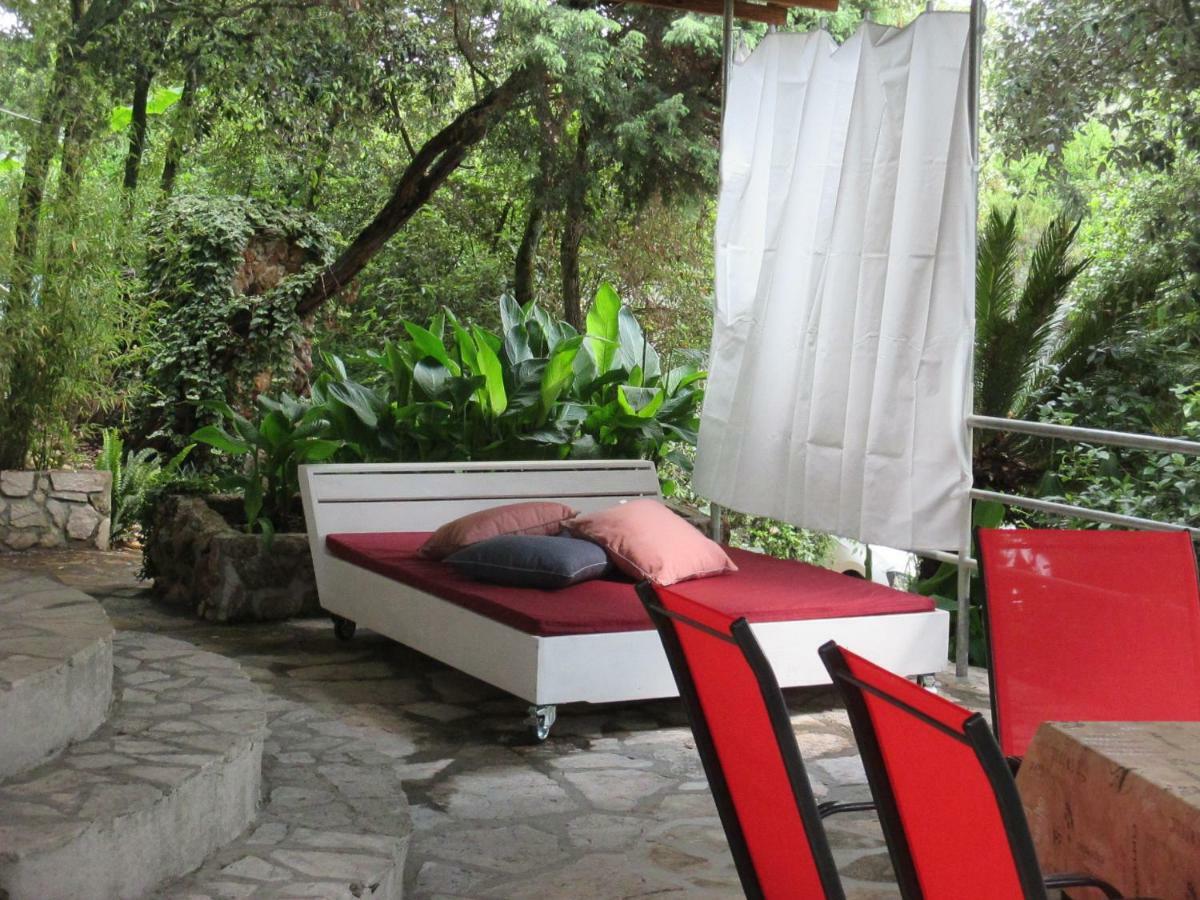 Relax Tiny Villas 40 Meters Of The Beach Zrnovo Exterior photo